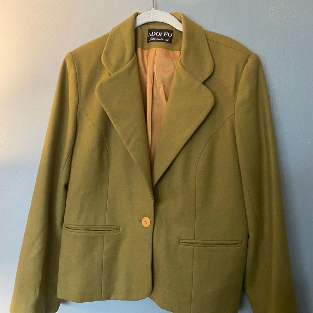 Adolfo womens Blazer Sz 12 ADOLFO International Structured Chartreuse